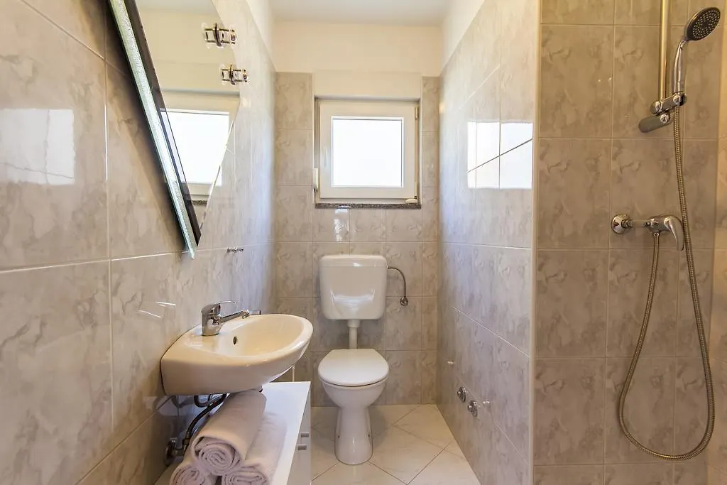 Apartments Alba Fazana Croatia