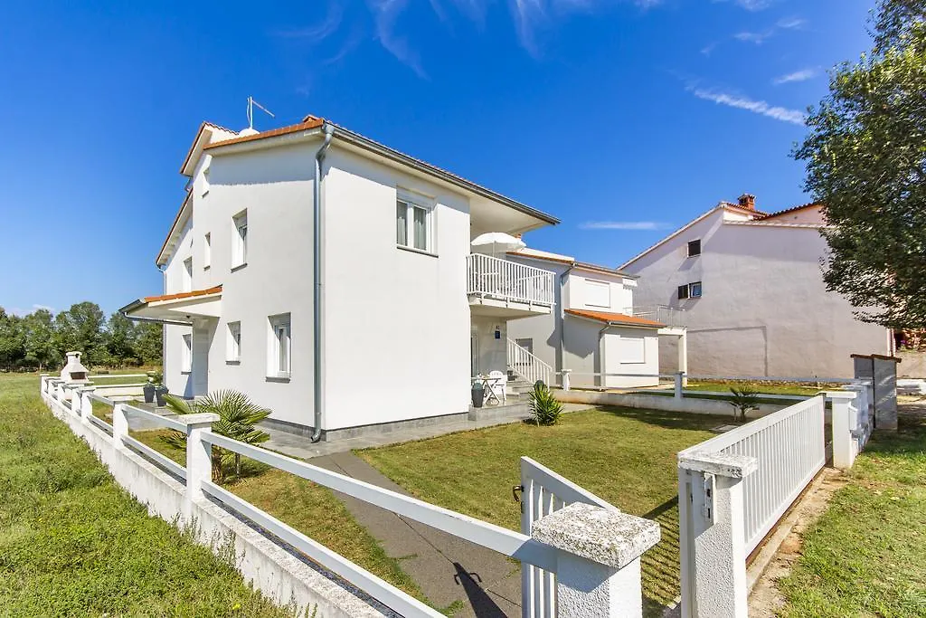 Apartments Alba Fazana