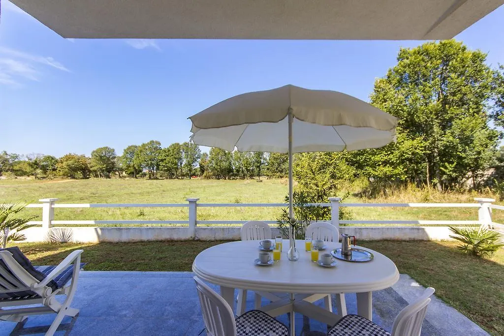 Apartments Alba Fazana Croatia