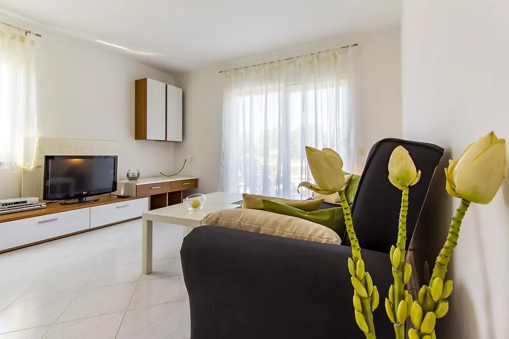 Apartments Alba Fazana