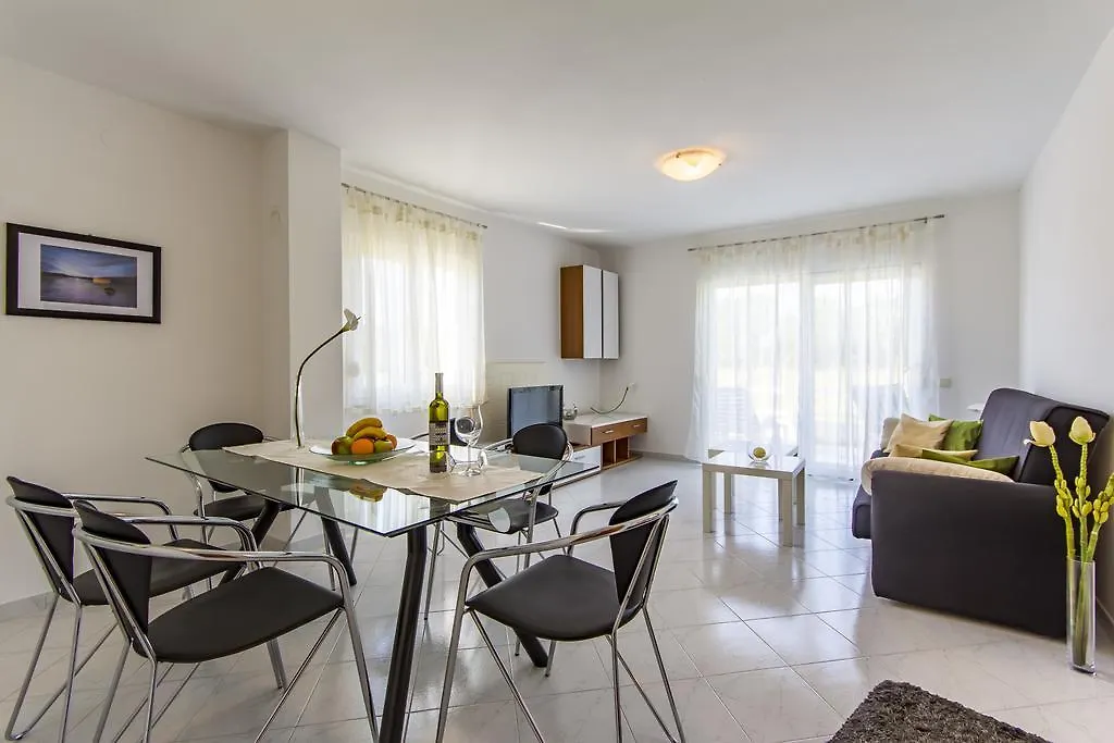Apartments Alba Fazana Croatia