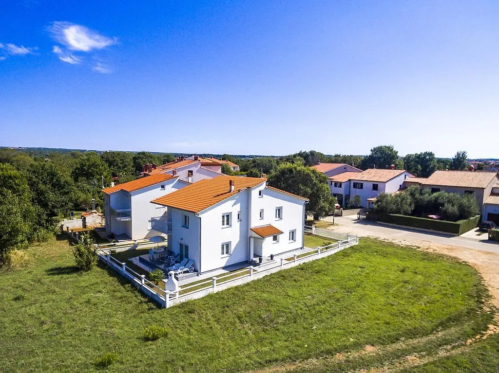 Apartments Alba Fazana