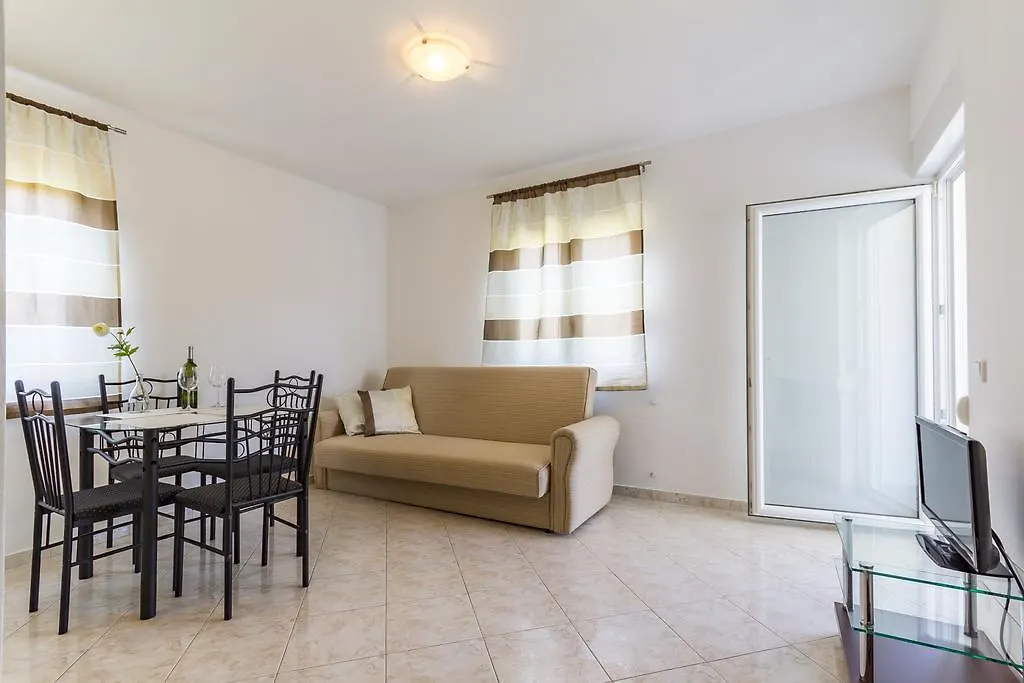 Apartments Alba Fazana
