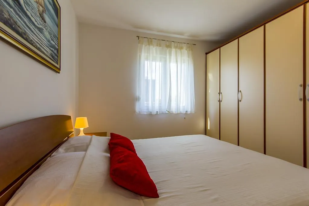 Apartments Alba Fazana